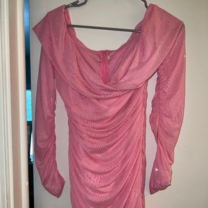 Off - Shoulder Short Sparkle Pink Dress